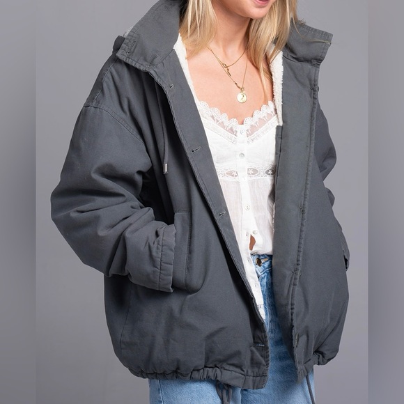 Urban Outfitters Jacket - Picture 2 of 4